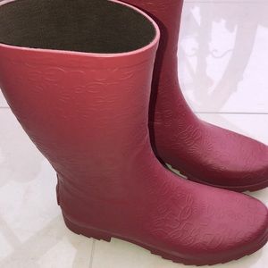 UGG rain boots